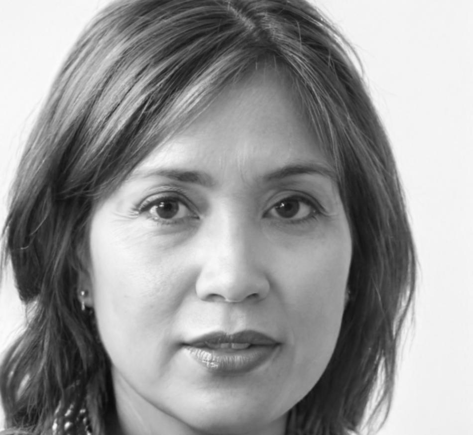 Retrato profesional de Esperanza Quiroga